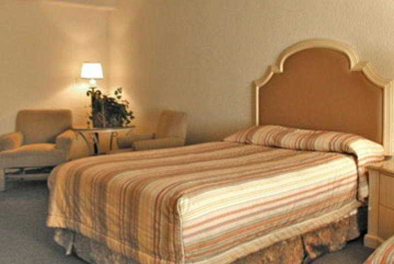 Heritage Marina San Francisco Room photo